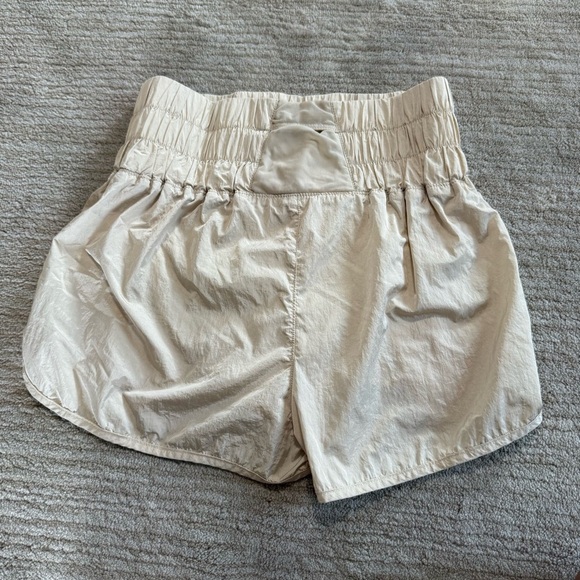 Free People Movement Women’s The Way Home Shorts Bright Cream Size Large - Picture 5 of 6